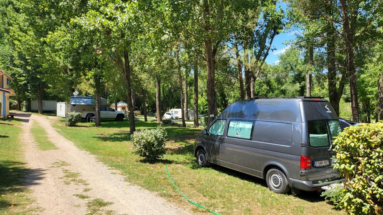 Camping De Graniers Monoblet Экстерьер фото