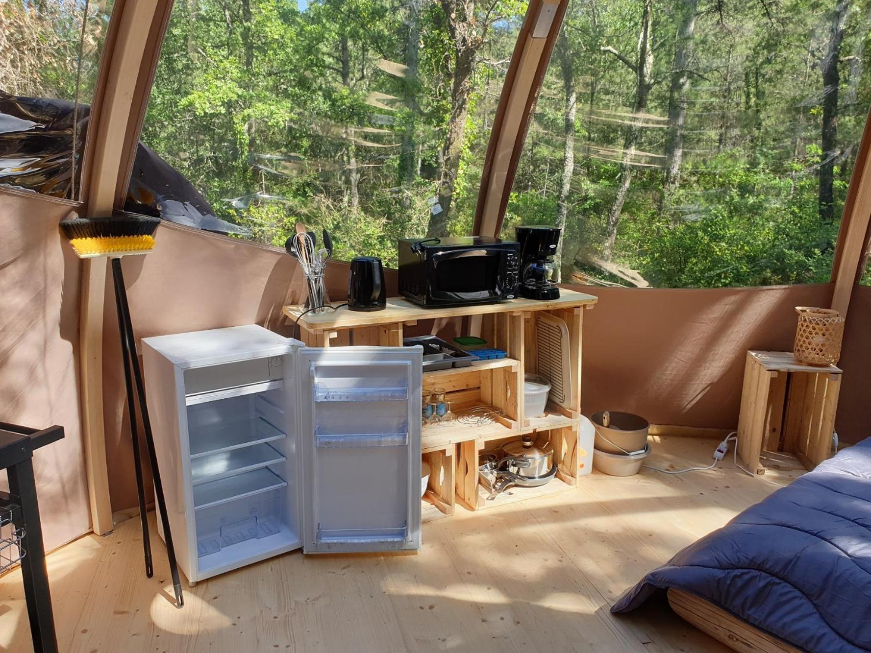 Camping De Graniers Monoblet Экстерьер фото