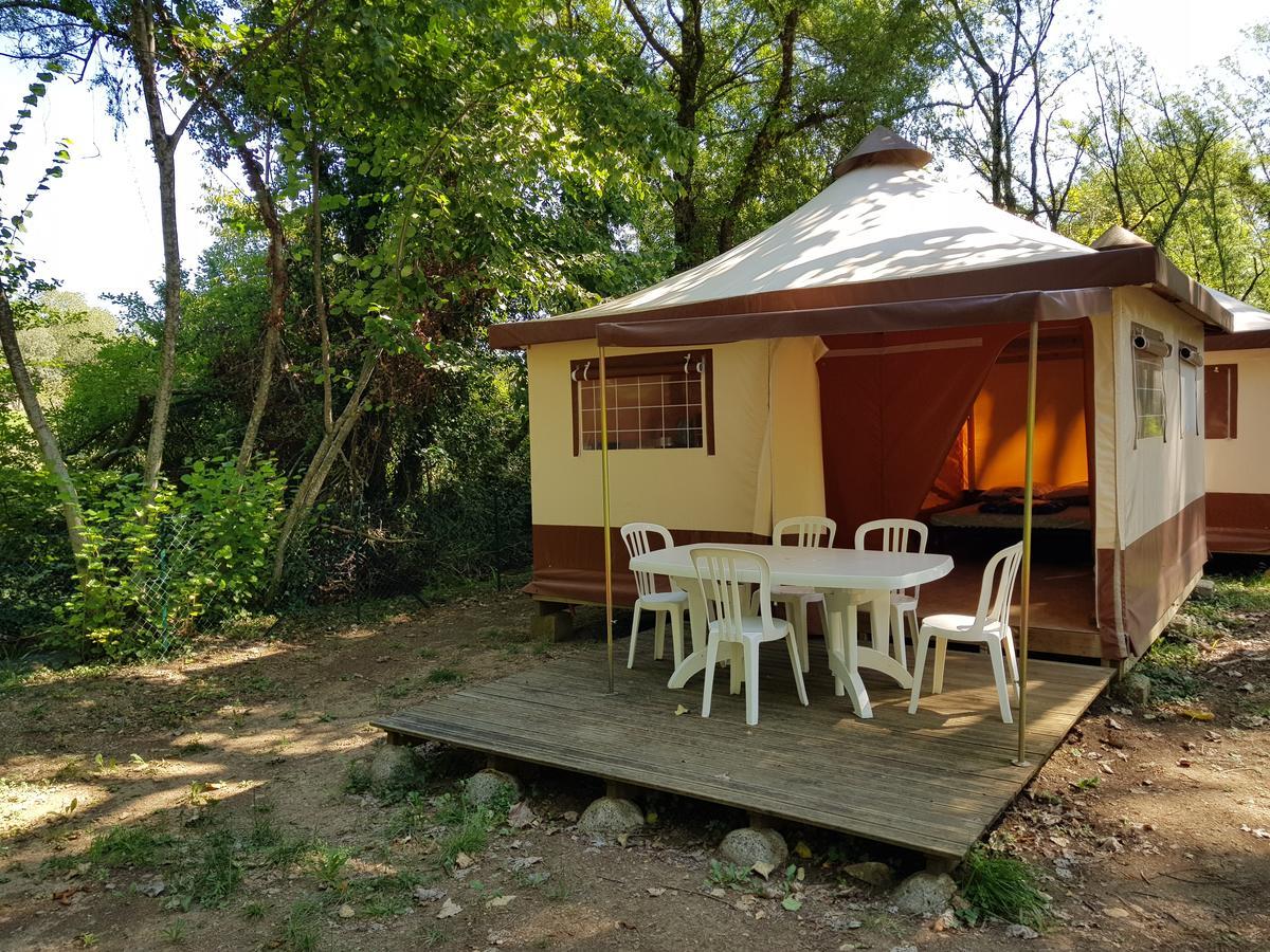 Camping De Graniers Monoblet Экстерьер фото